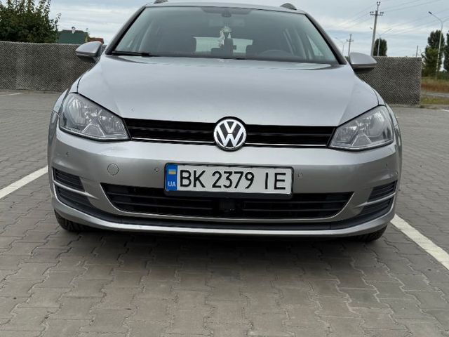 Volkswagen Golf - зображення 5