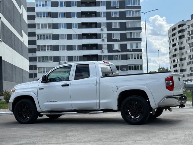 Toyota Tundra - зображення 4
