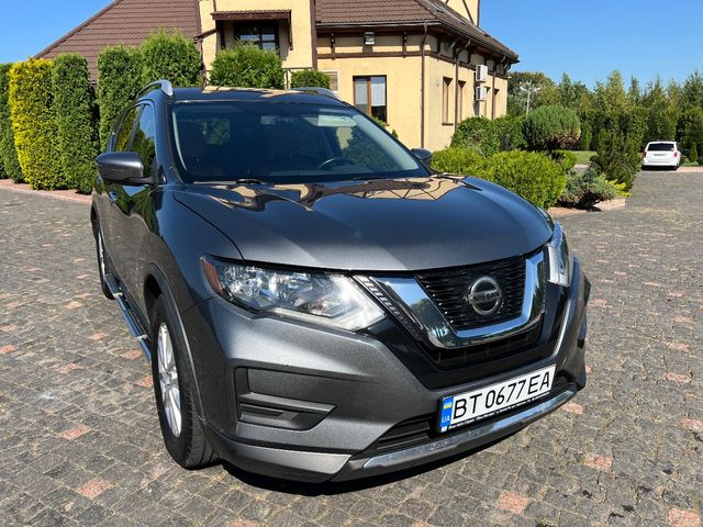 Nissan Rogue - фото 1