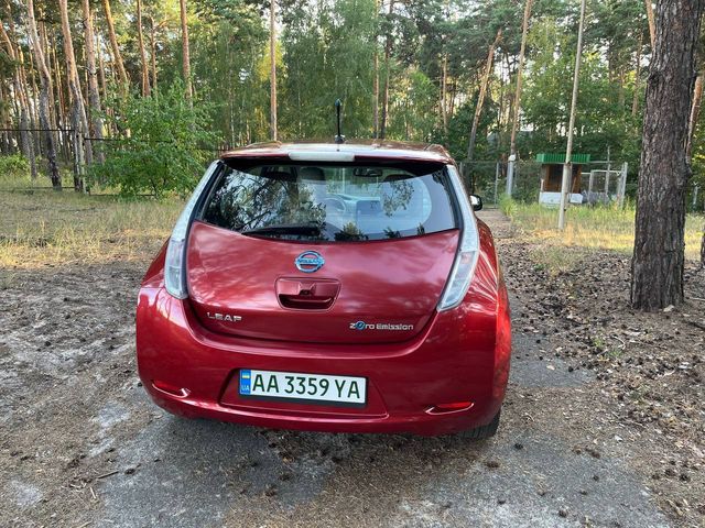 Nissan Leaf - зображення 4