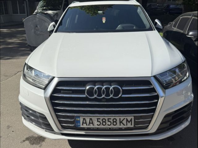 Audi Q7 - зображення 1