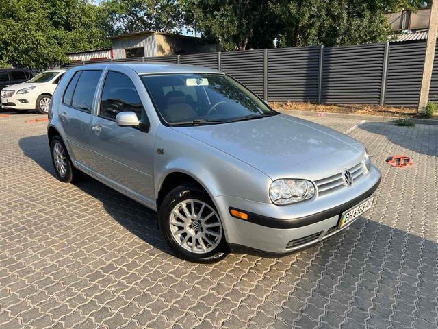 Volkswagen Golf - зображення 2