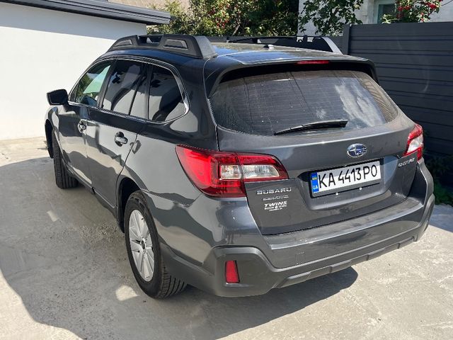 Subaru Outback - фото 2