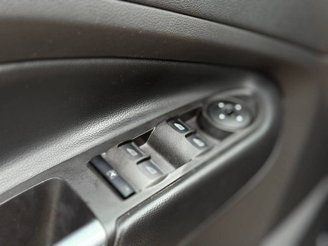 Ford Escape - зображення 3