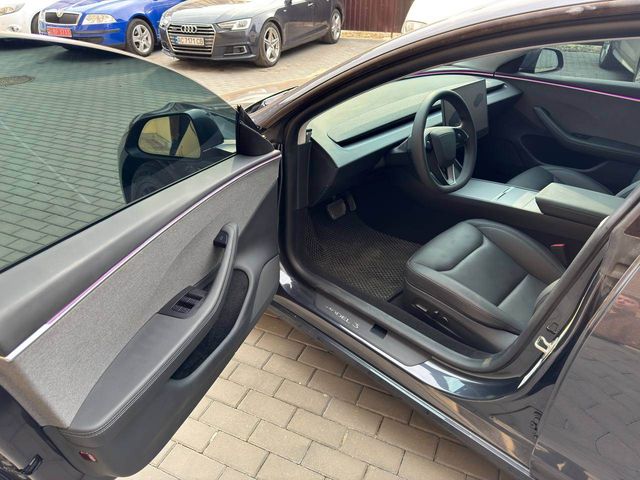 Tesla Model 3 - зображення 2