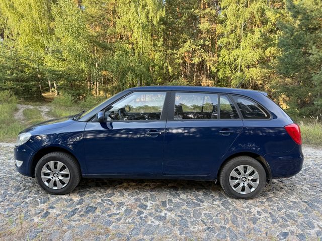 Skoda Fabia - фото 2