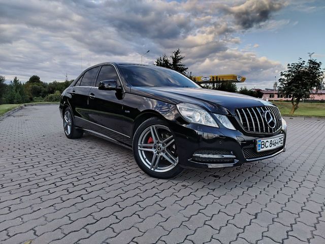 Mercedes-Benz E-Класс - зображення 1
