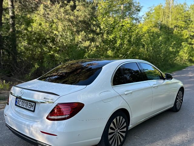 Mercedes-Benz E-Класс - зображення 4