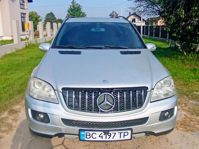 Mercedes-Benz M-Класс - зображення 2