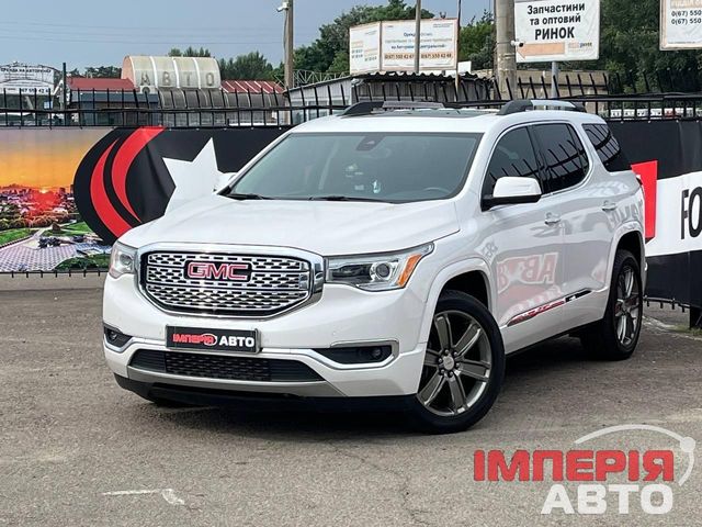 GMC Acadia - фото 1