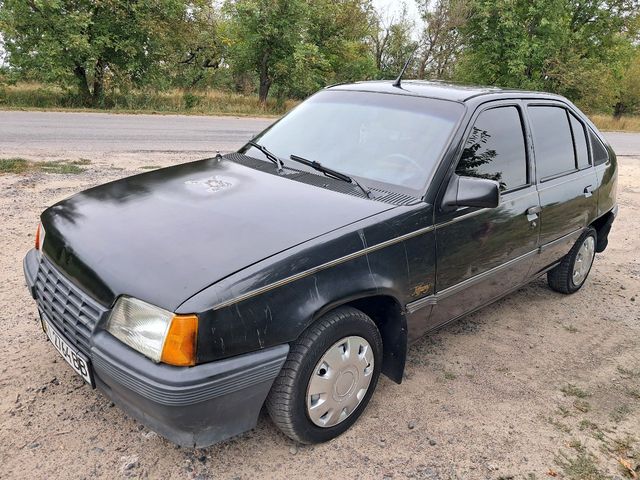 Opel Kadett - зображення 1