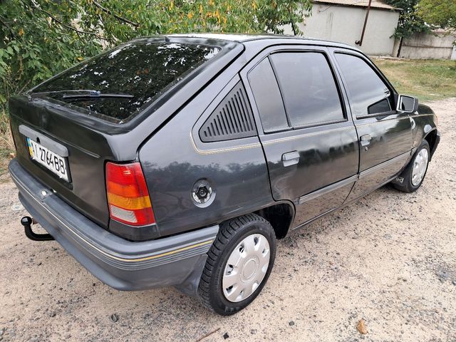 Opel Kadett - зображення 3