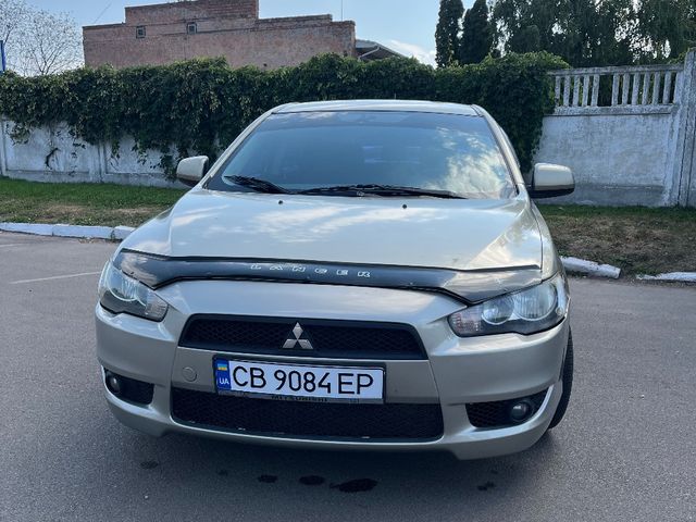 Mitsubishi Lancer - зображення 2