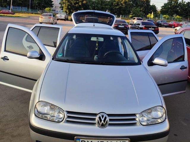 Volkswagen Golf - зображення 2