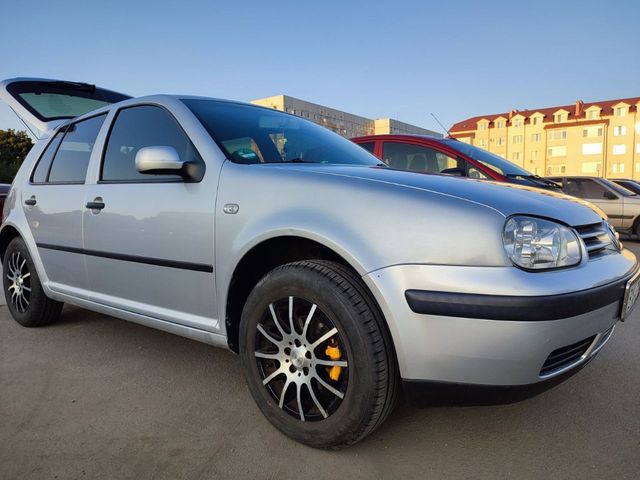 Volkswagen Golf - зображення 5