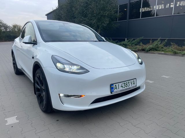 Tesla Model Y - зображення 4