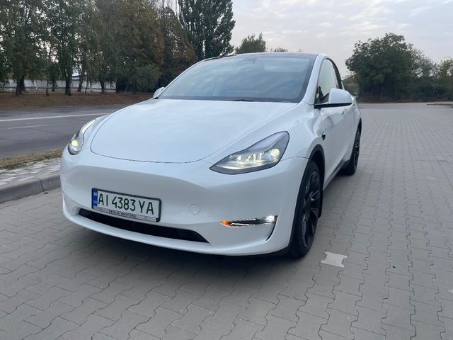 Tesla Model Y - зображення 1