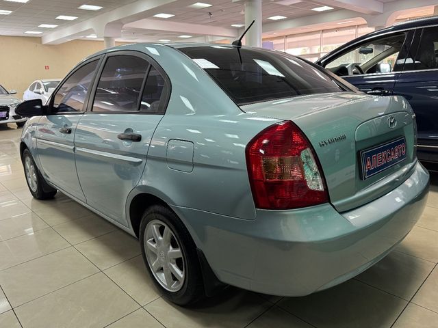 Hyundai Accent - зображення 2