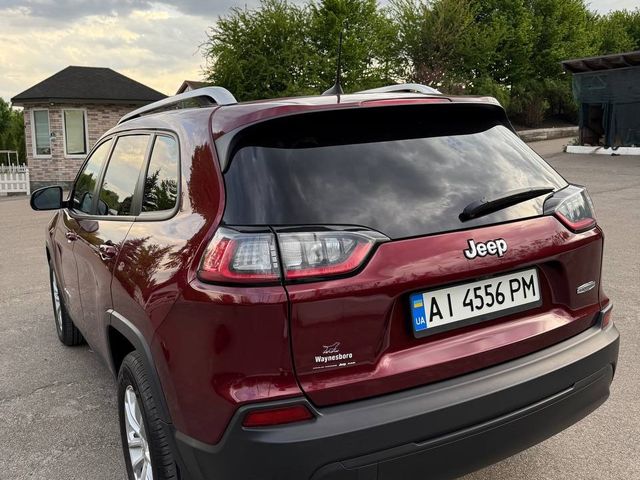 Jeep Cherokee - зображення 4