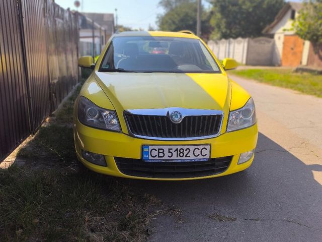 Skoda Octavia - фото 1