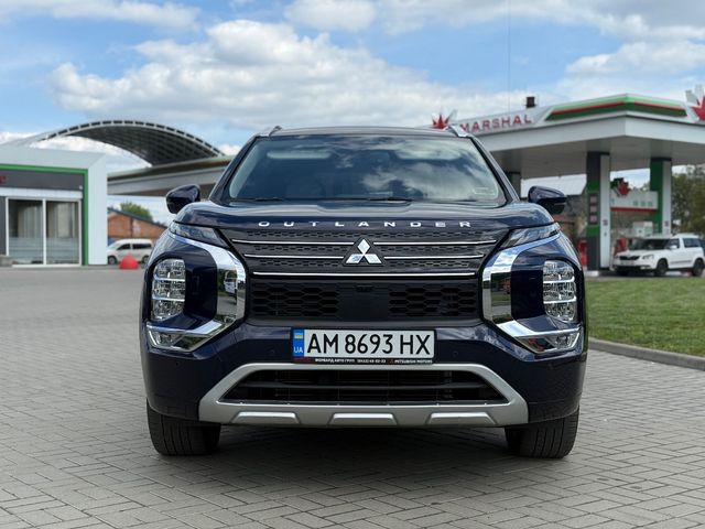 Mitsubishi Outlander - зображення 2