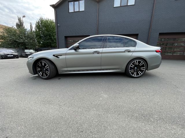 BMW M5 - зображення 4