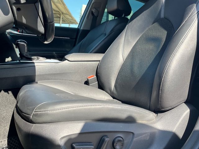 Toyota Camry - фото 5