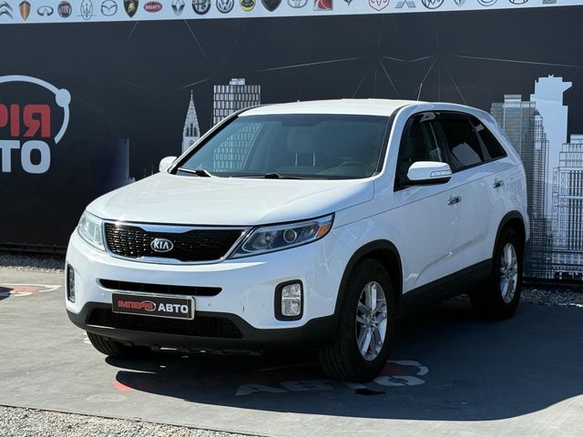 Kia Sorento - фото 3