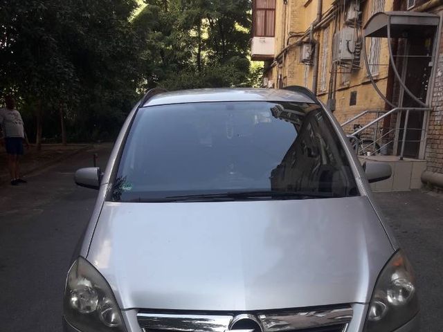 Opel Zafira - зображення 1
