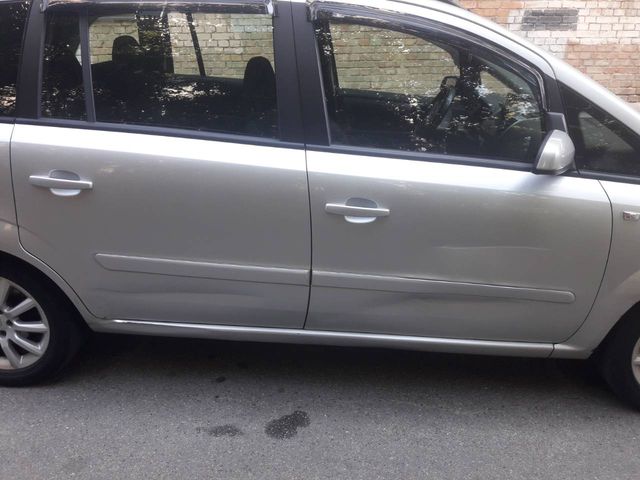 Opel Zafira - зображення 4
