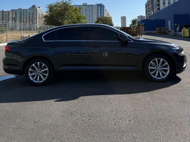 Volkswagen Passat - зображення 4