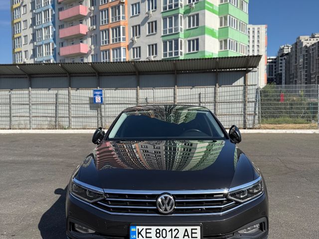 Volkswagen Passat - зображення 2