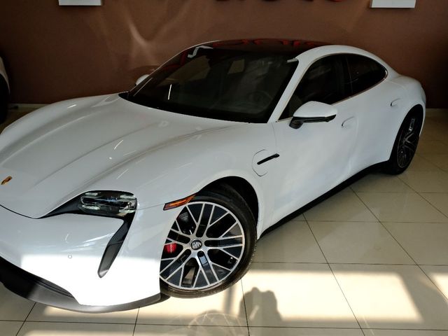Porsche Taycan - зображення 2