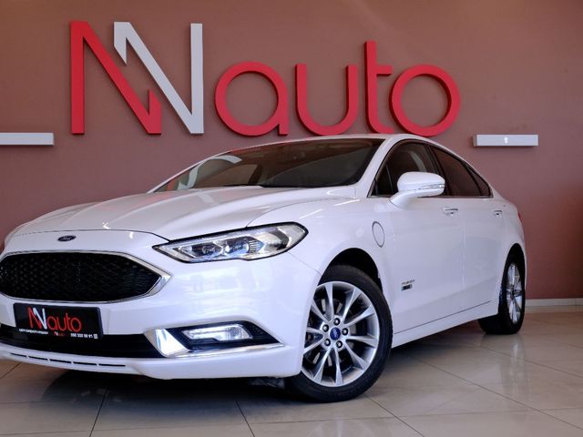 Ford Fusion (North America) - зображення 1