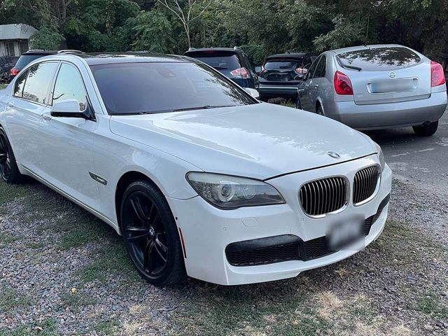 BMW 7 серії - зображення 1