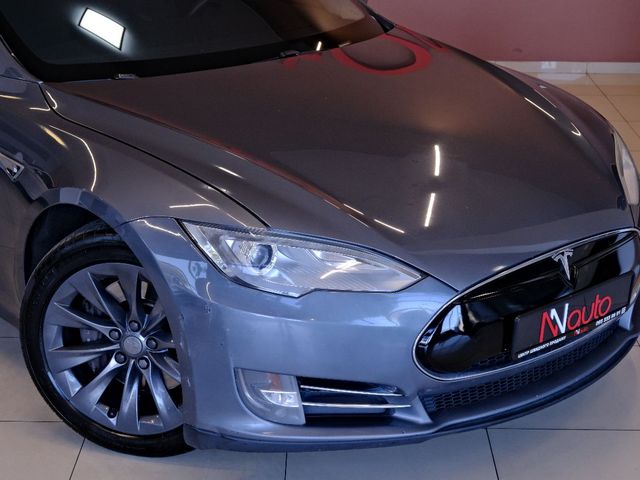 Tesla Model S - зображення 3