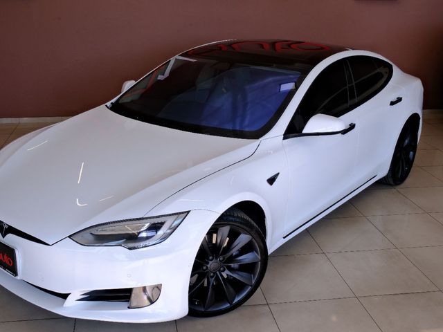 Tesla Model S - зображення 2