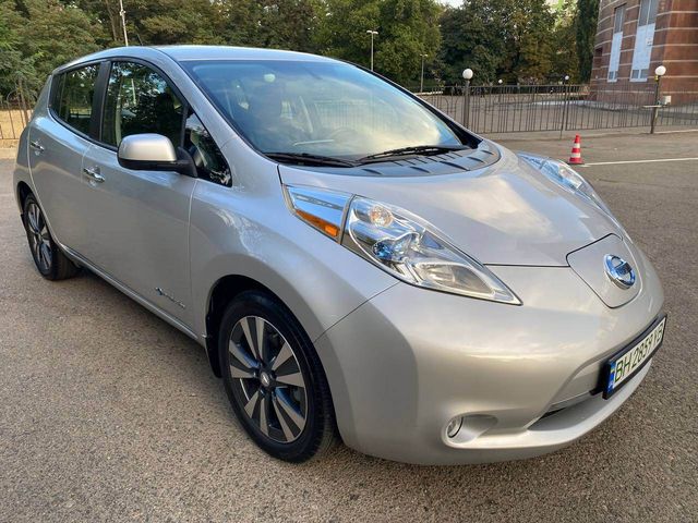 Nissan Leaf - зображення 1