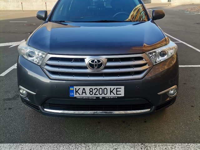 Toyota Highlander - зображення 1