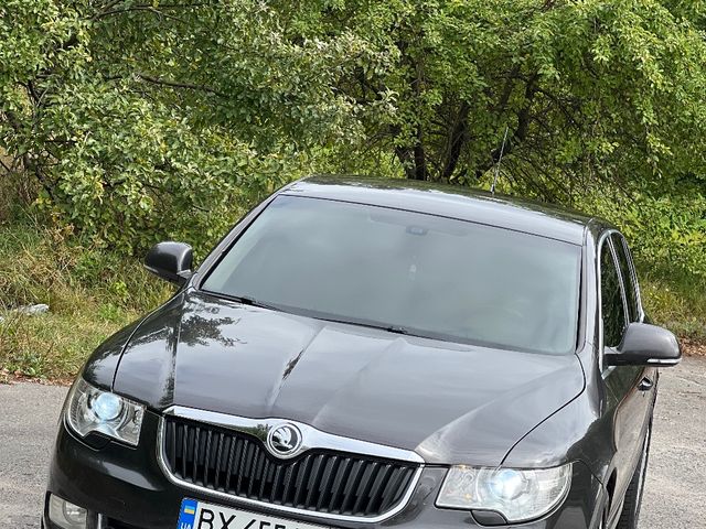 Skoda Superb - зображення 1
