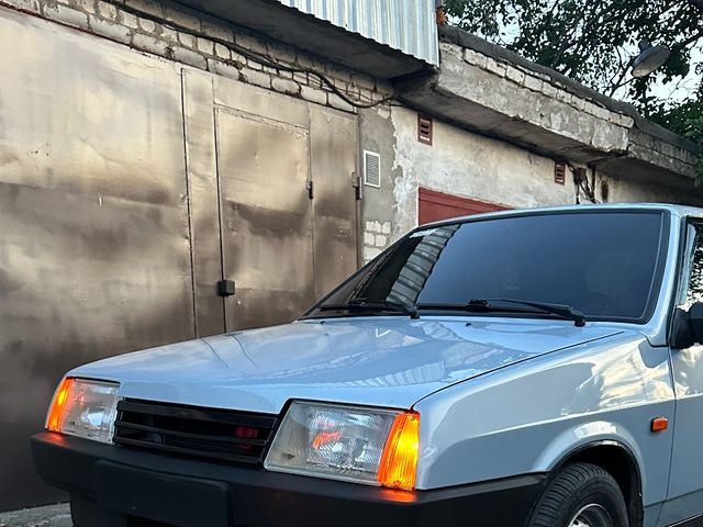 Lada (ВАЗ) 21099 - зображення 1