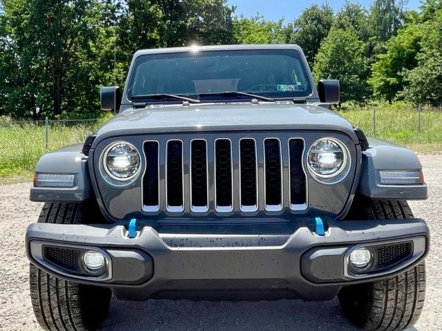 Jeep Wrangler - фото 2