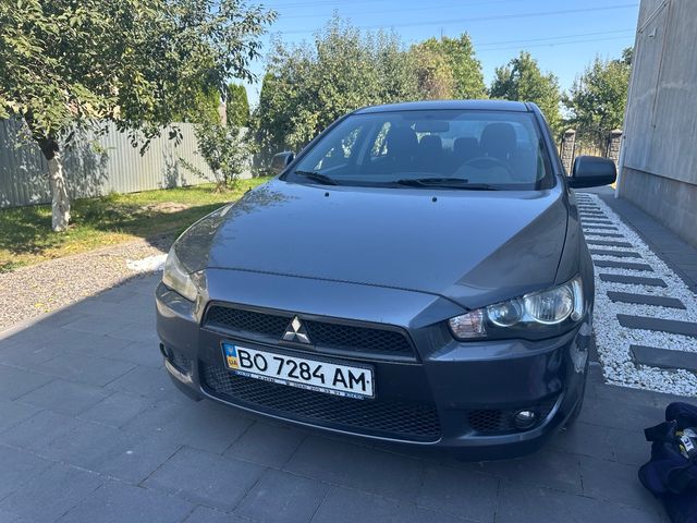 Mitsubishi Lancer - зображення 2
