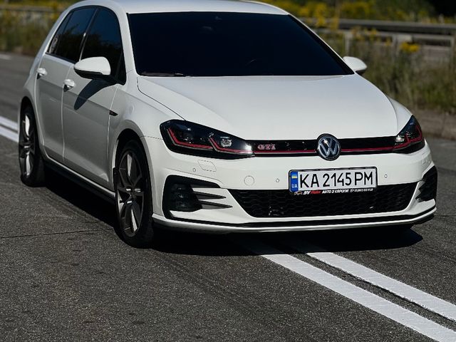 Volkswagen Golf GTI - зображення 3