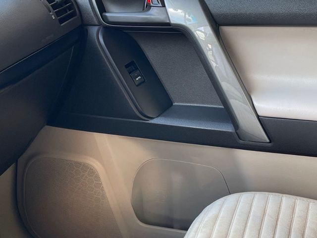 Toyota Land Cruiser Prado - зображення 4
