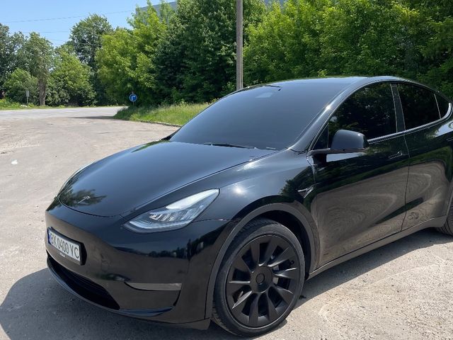 Tesla Model Y - зображення 2