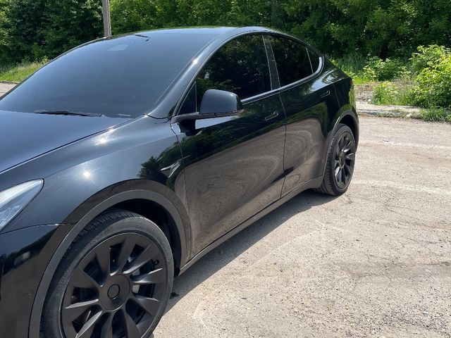 Tesla Model Y - зображення 3