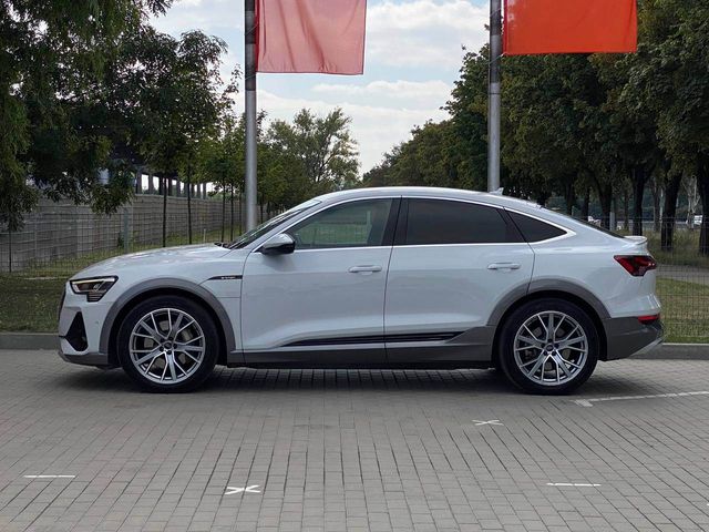 Audi e-tron Sportback - зображення 5