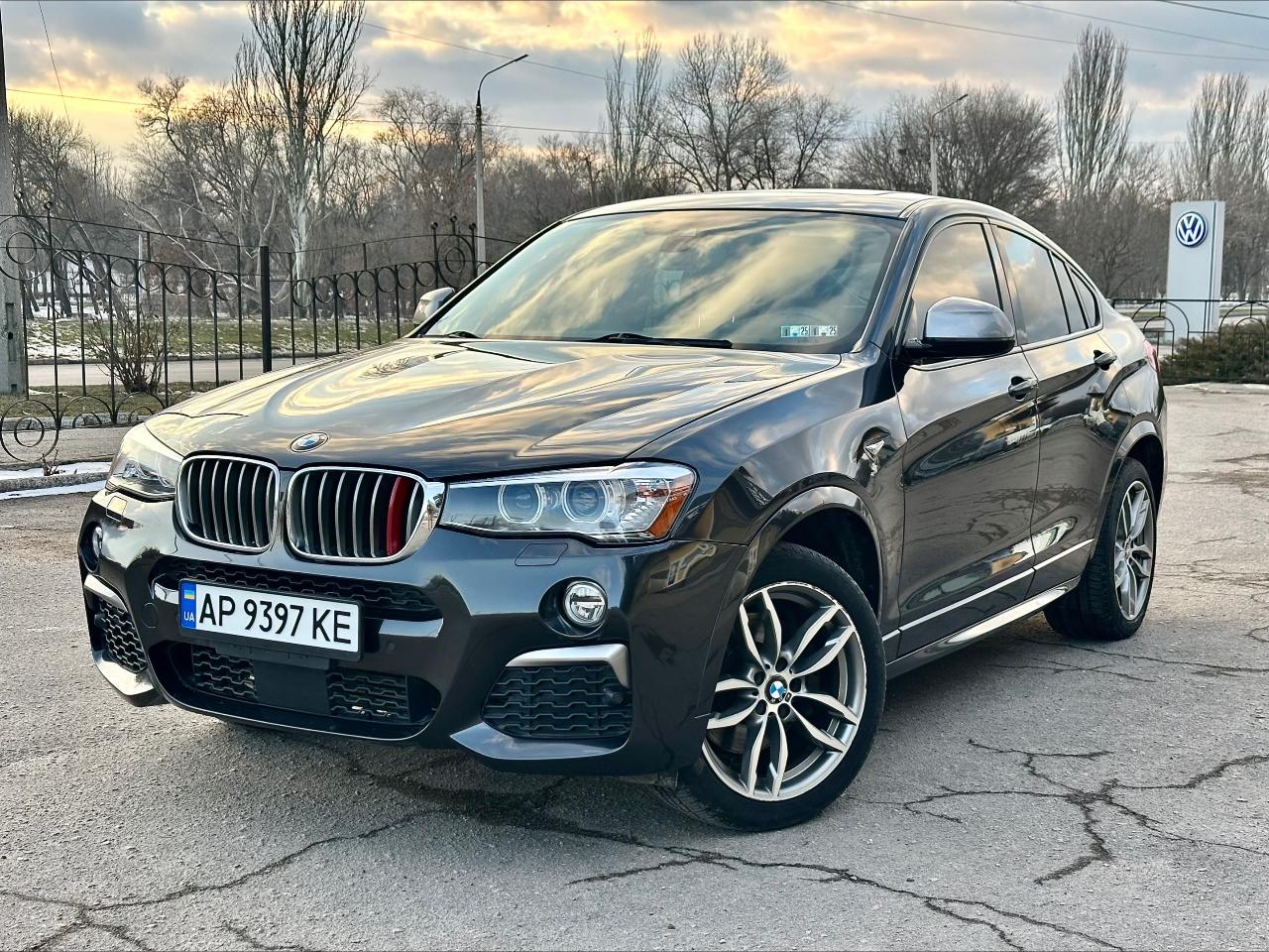 BMW X4 - фото 1