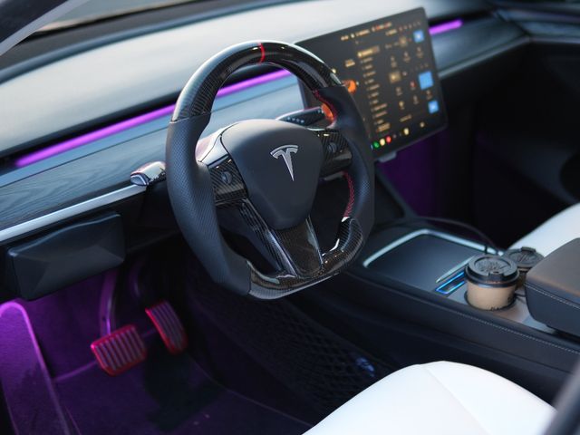 Tesla Model Y - зображення 3
